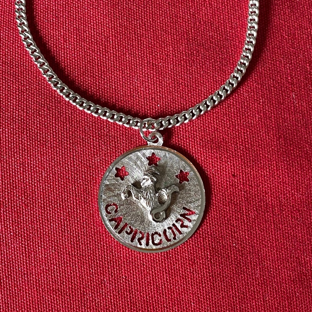 Very Unique VTG Silver Capricorn Cutout Charm - Picture 6 of 13